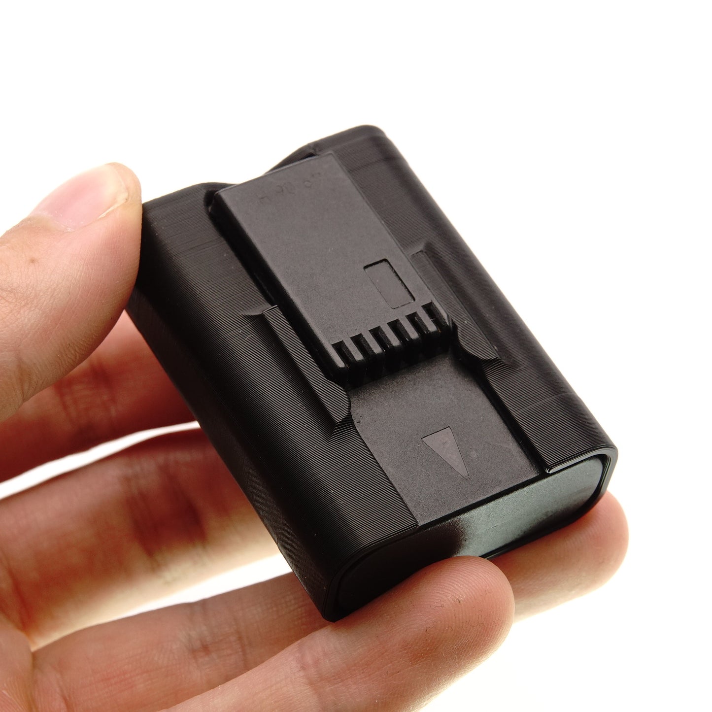 Akku-Halter für Kameragurt für Leica M8, M9 & M-E (Typ 14464)