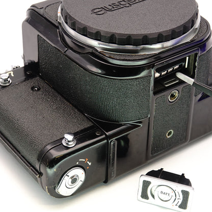 Battery adapter 4x SR44 to V28PX (6V) for Pentax 67, Mamiya RZ67 & Canon AE-1